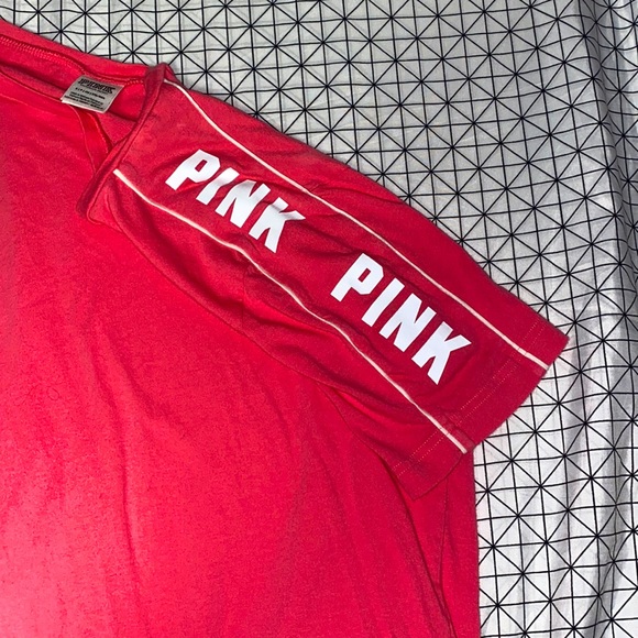 PINK t-shirt - Picture 3 of 3